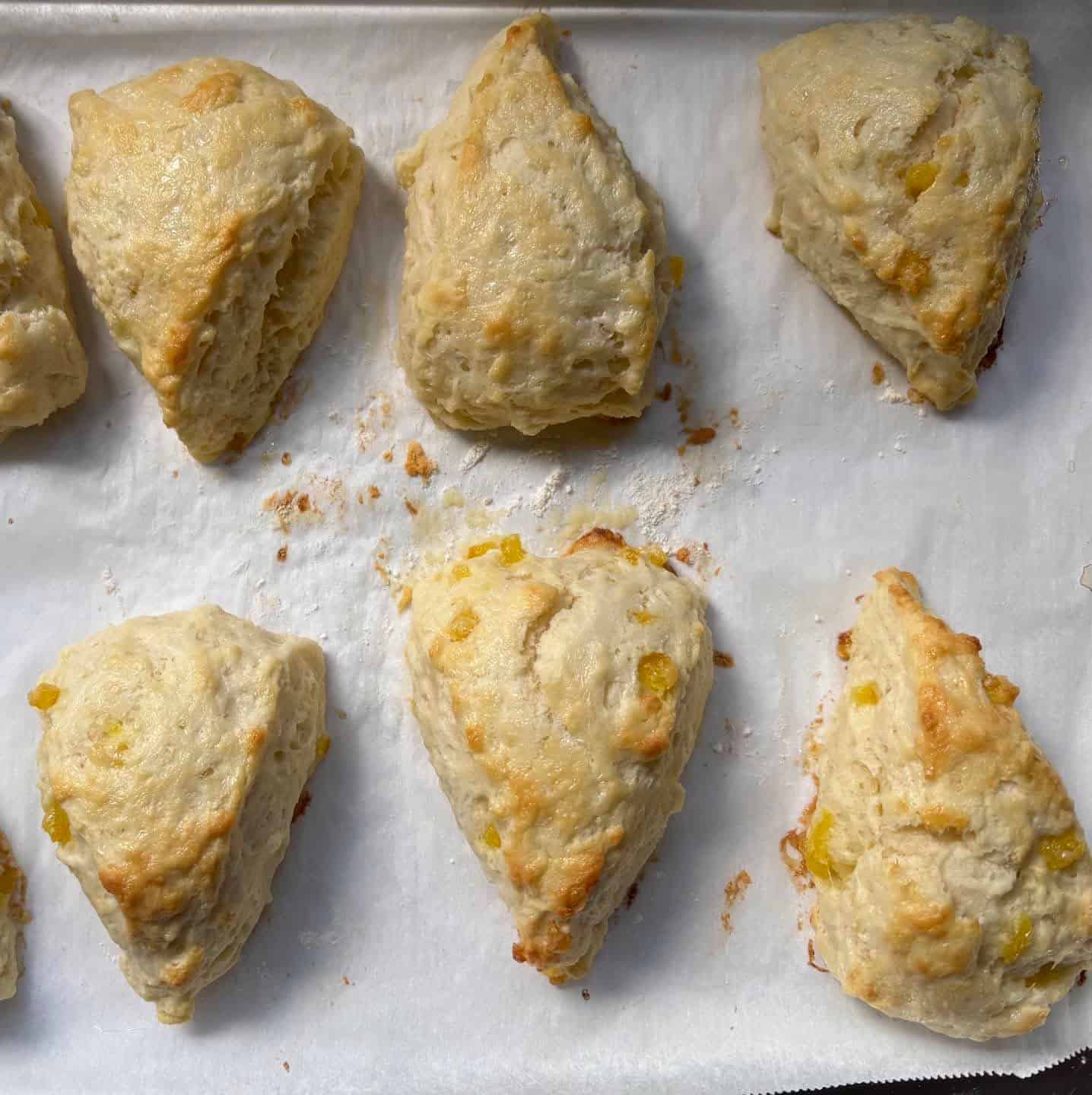 The test kitchen is in full swing! Lemonade Scones! Everything a lemon pie would have morphed into a scone!
#lemonadescone
#lemonade #scones #candiedlemon #piescones