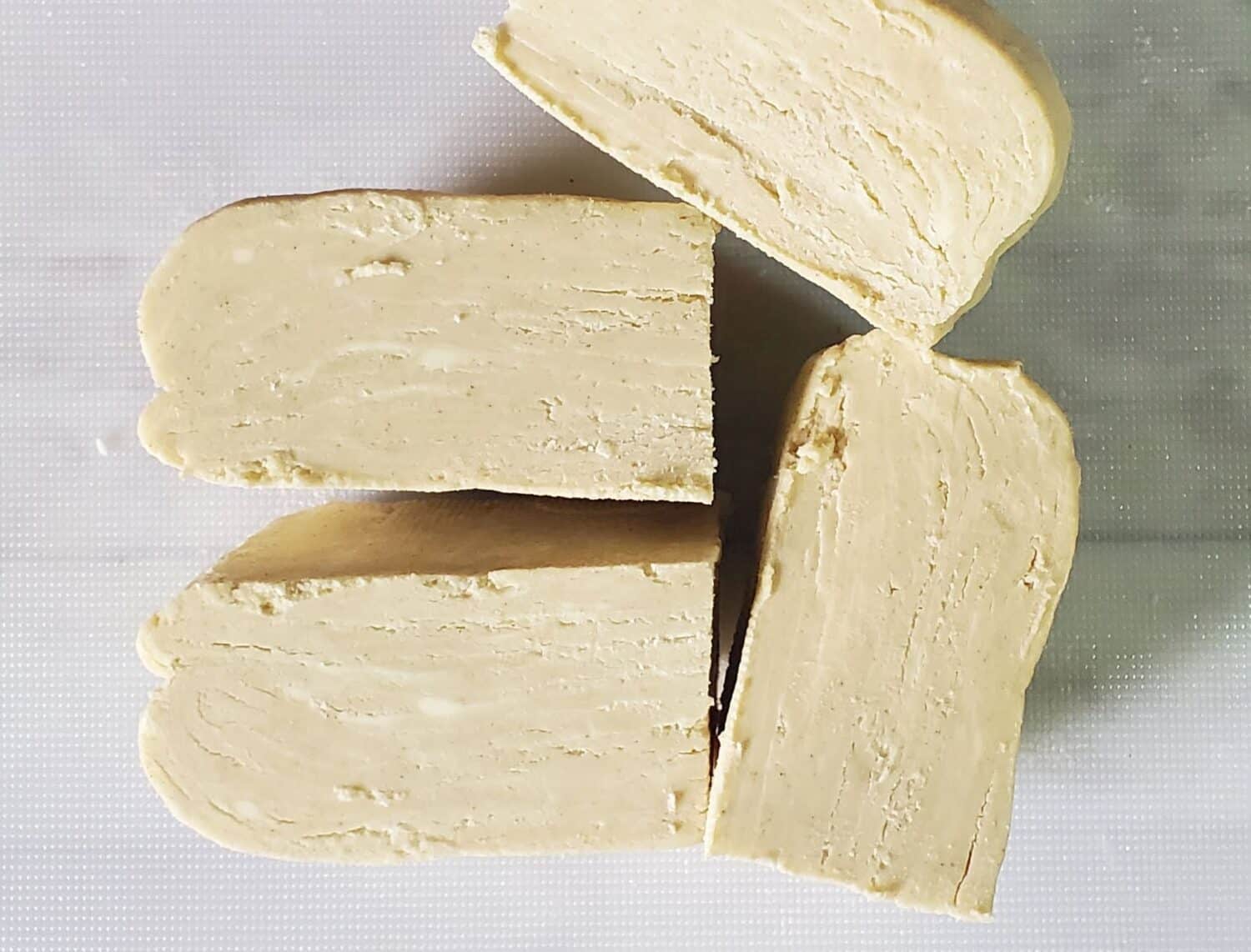 Gluten free puff pastry: Multiple flakey buttery layers, super delicious; perfect for sweet & savory hors de'oeurves, turnovers, and tarts.